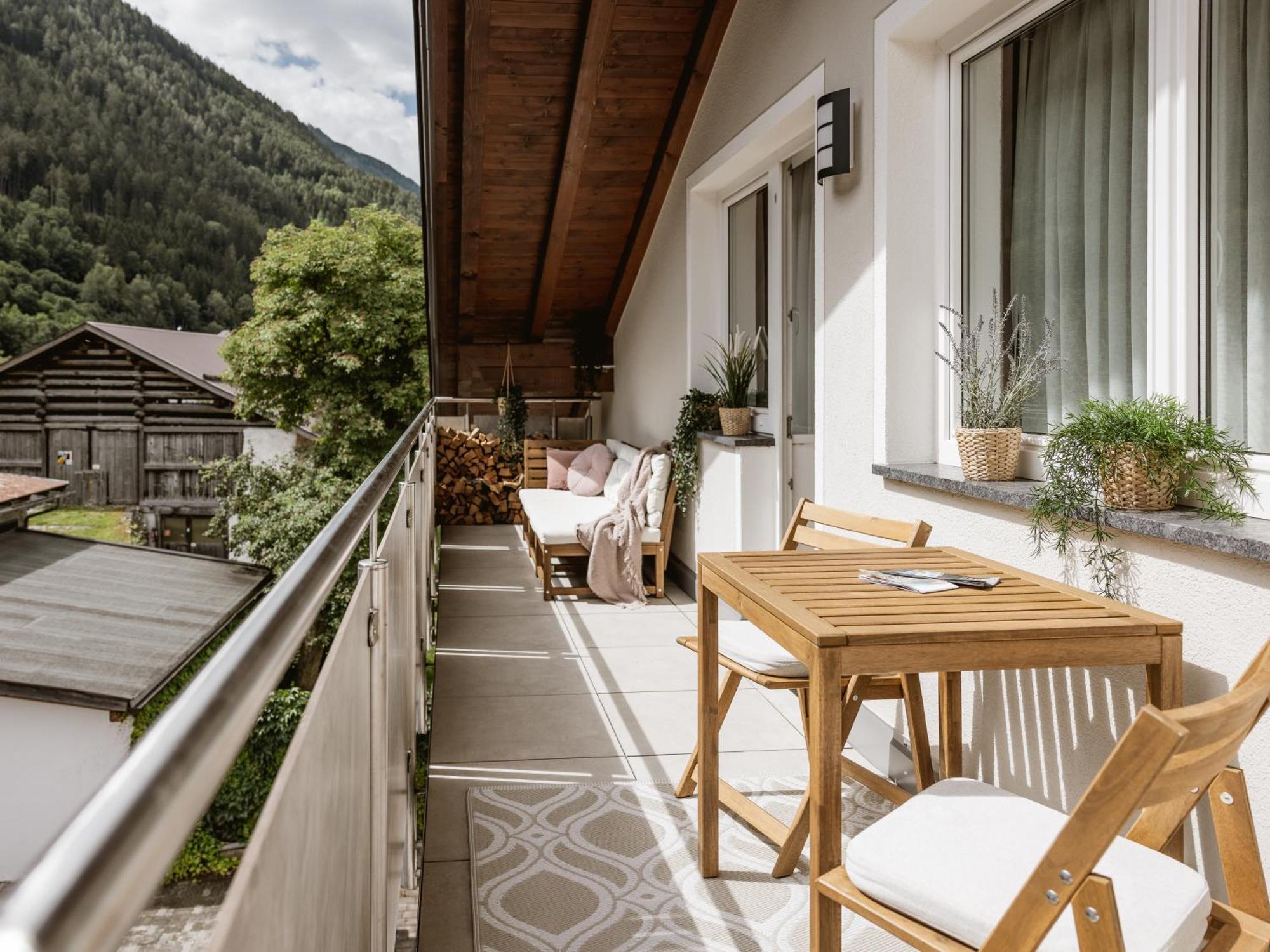 Alpenapartments Ried im Oberinntal Exterior foto