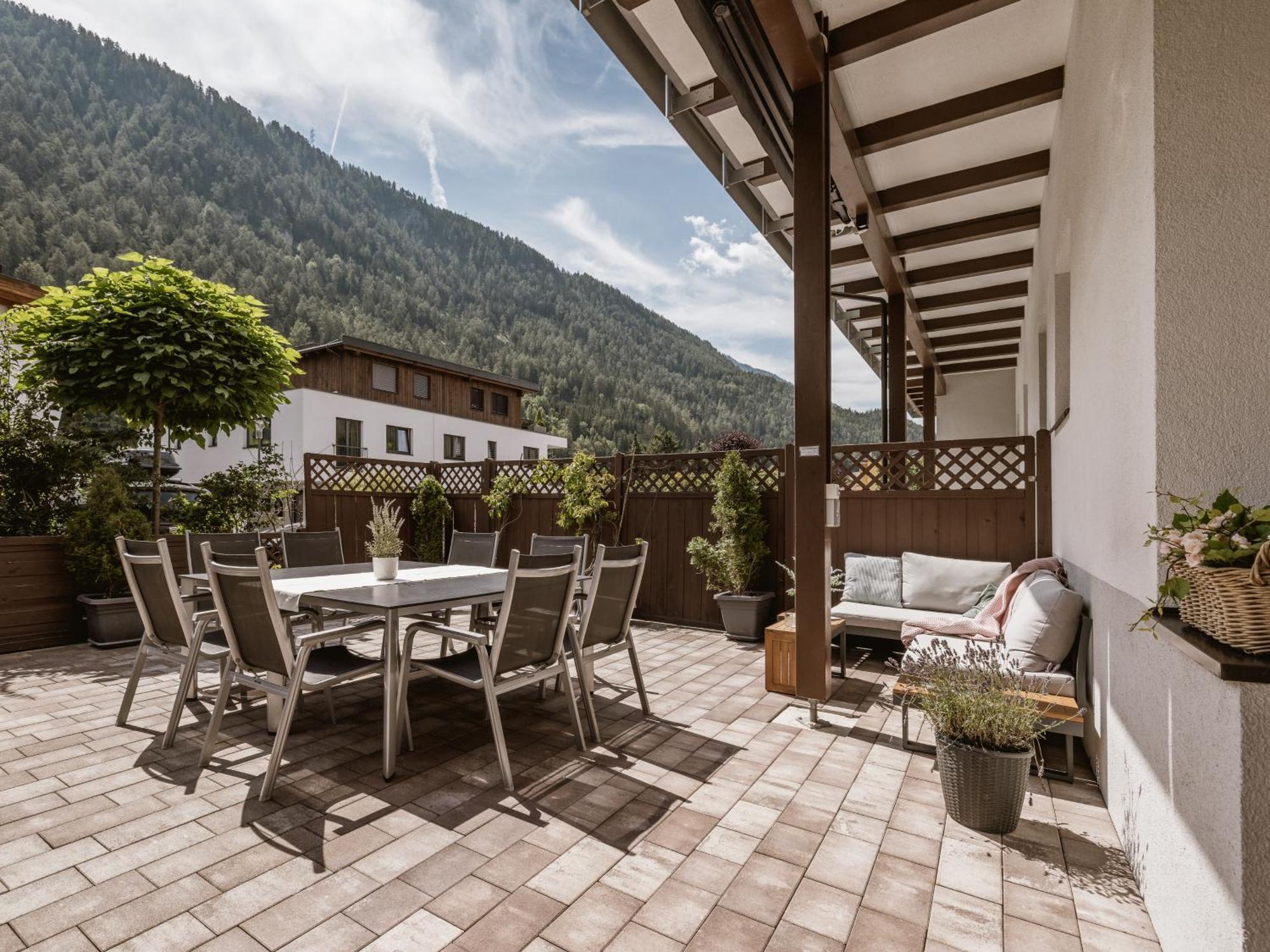 Alpenapartments Ried im Oberinntal Exterior foto