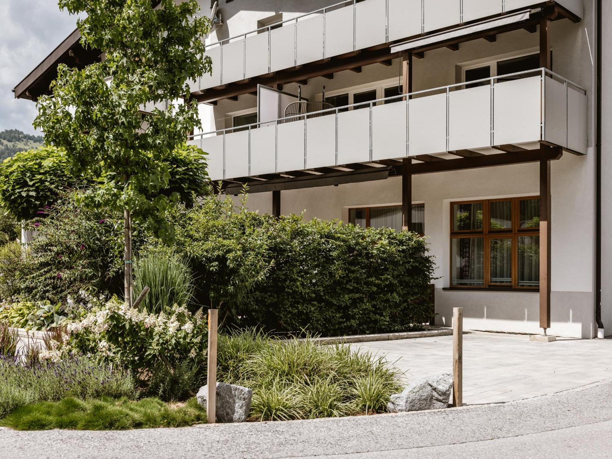 Alpenapartments Ried im Oberinntal Exterior foto